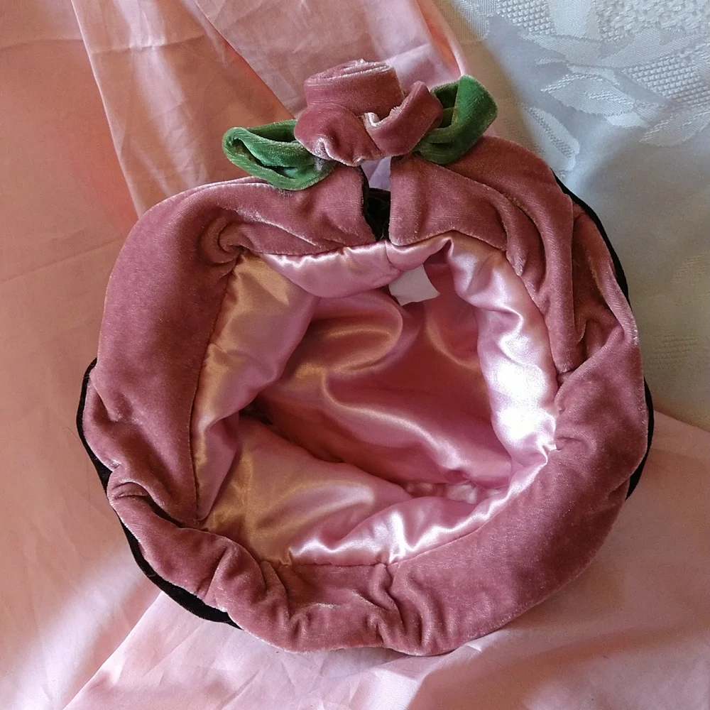 Brown and pink velour hat - Picture 5 of 8